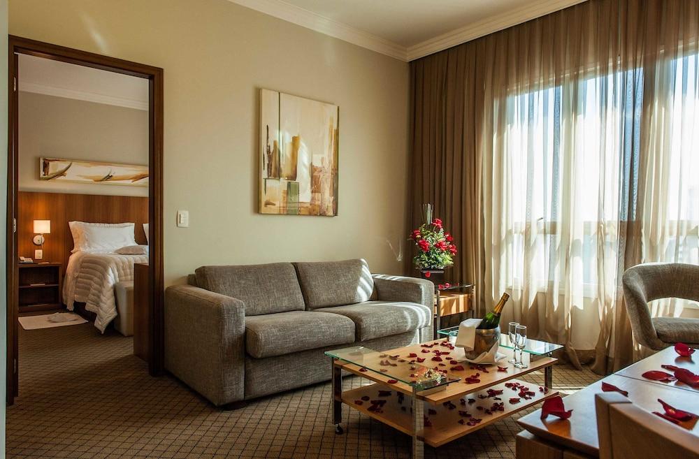 Bourbon Convention Hotel 주앵빌 외부 사진