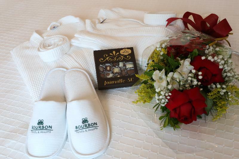 Bourbon Convention Hotel 주앵빌 외부 사진